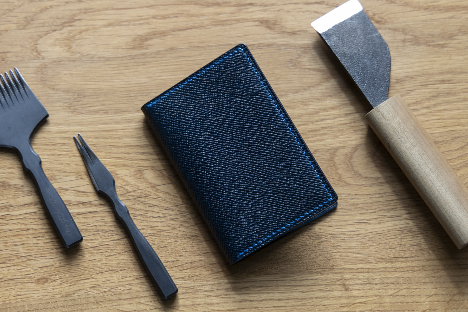 Vertical Card Holder - Blue
